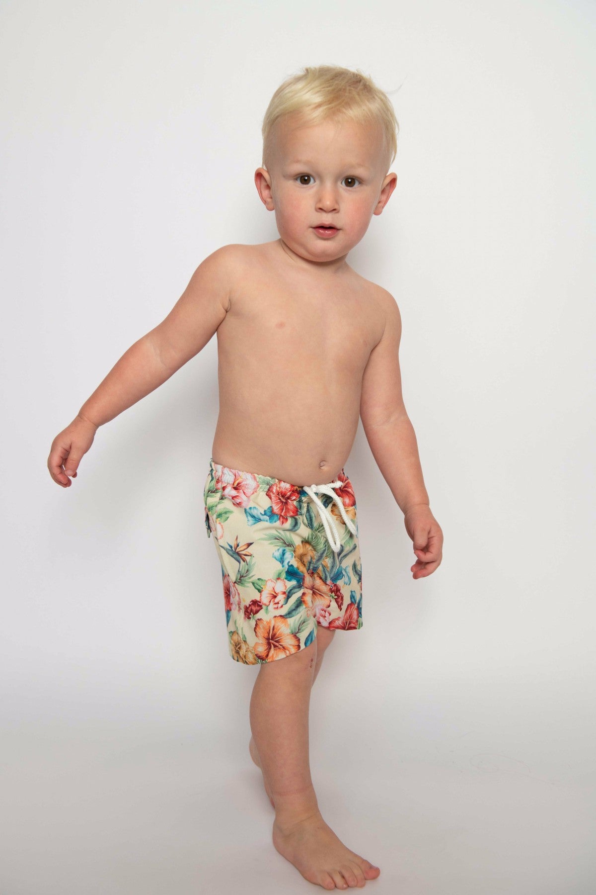 Jones Swim Trunks in Lei | Skatie
