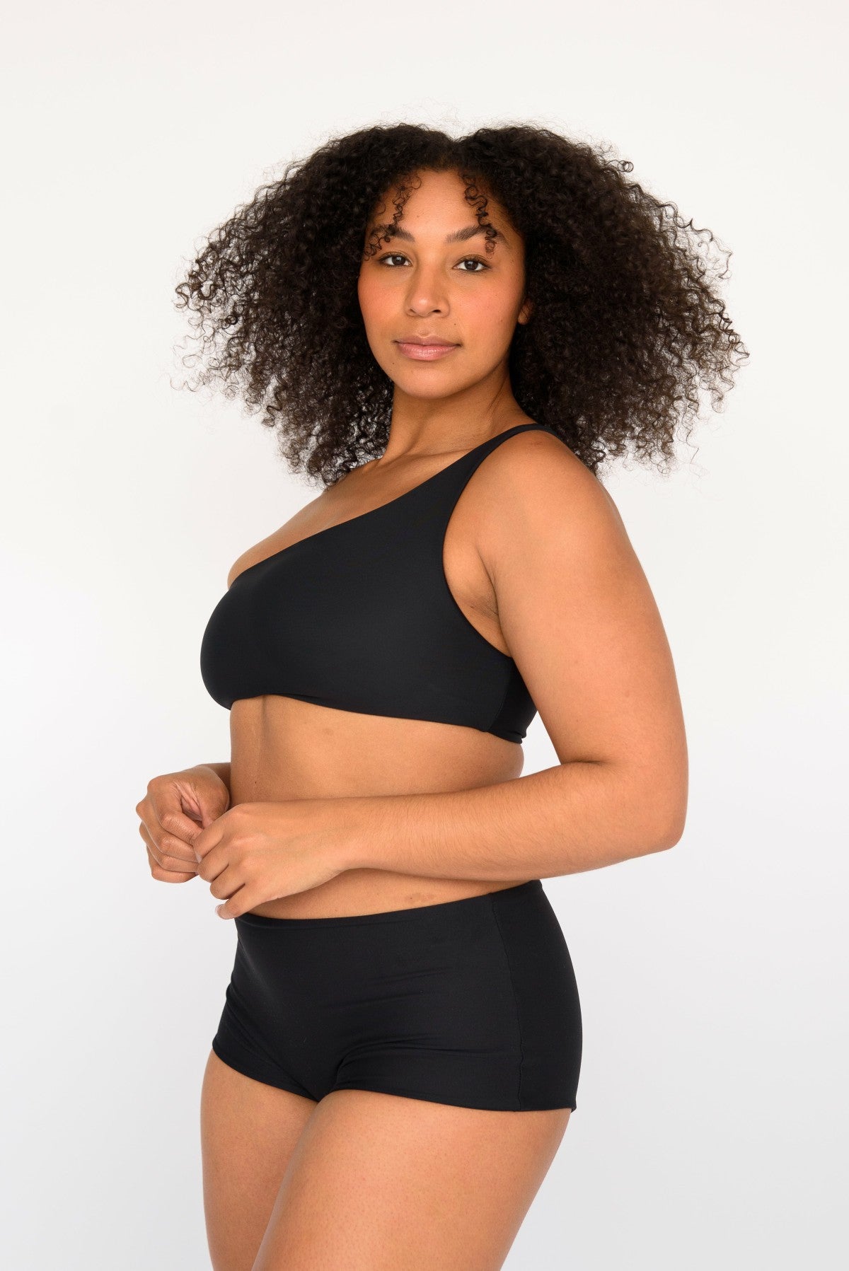 Ellis Bikini Top in Black | Skatie