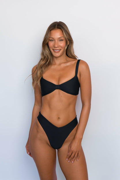 Josie Bottom in Black | Skatie