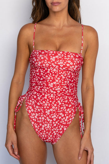 Raye One Piece in Corvette | Skatie