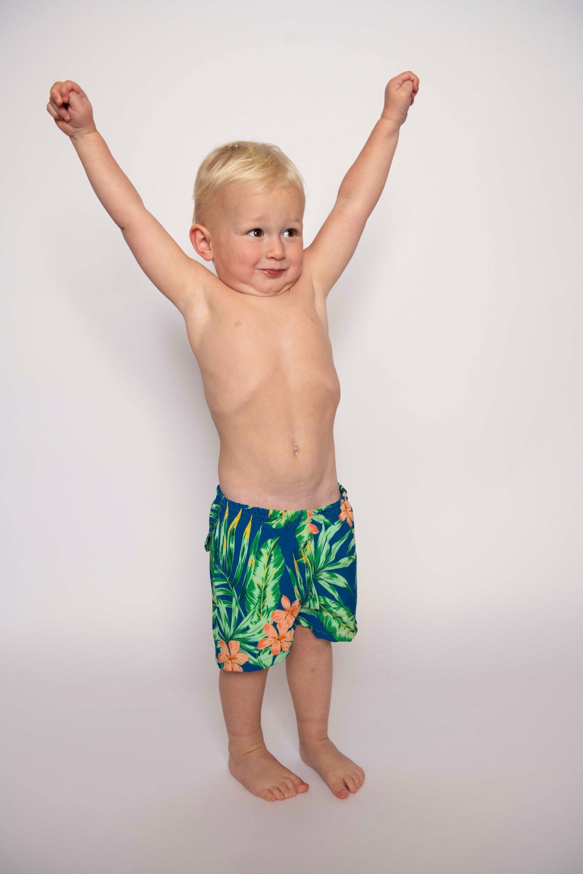 Jones Swim Trunks in Wailua | Skatie