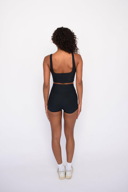 Winnie Sports Bra in Black | Skatie