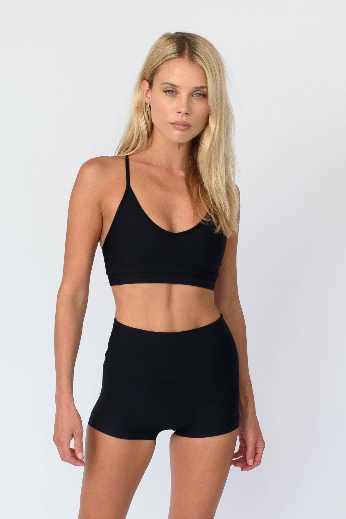Kiki Booty Short in Black | Skatie