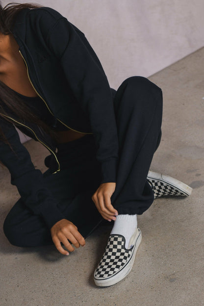 Ultralux Danny Sweatpants in Black | Skatie