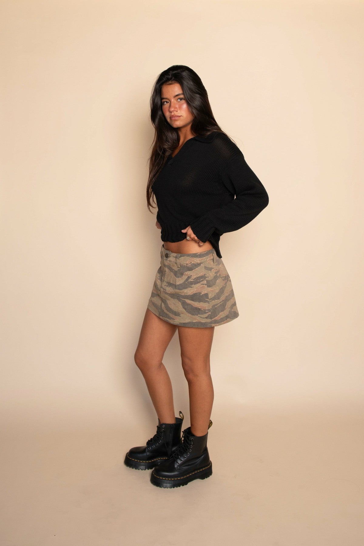 Preppy Sweater in Black | Skatie