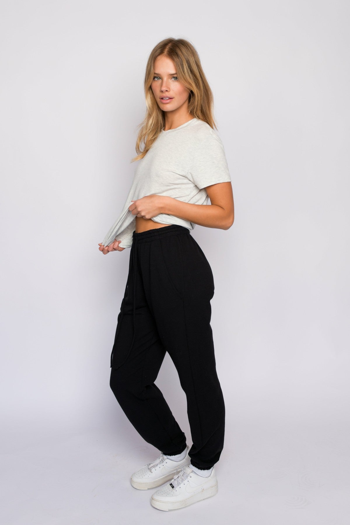 CLOUDLUX Rocky Sweatpants in Black | Skatie