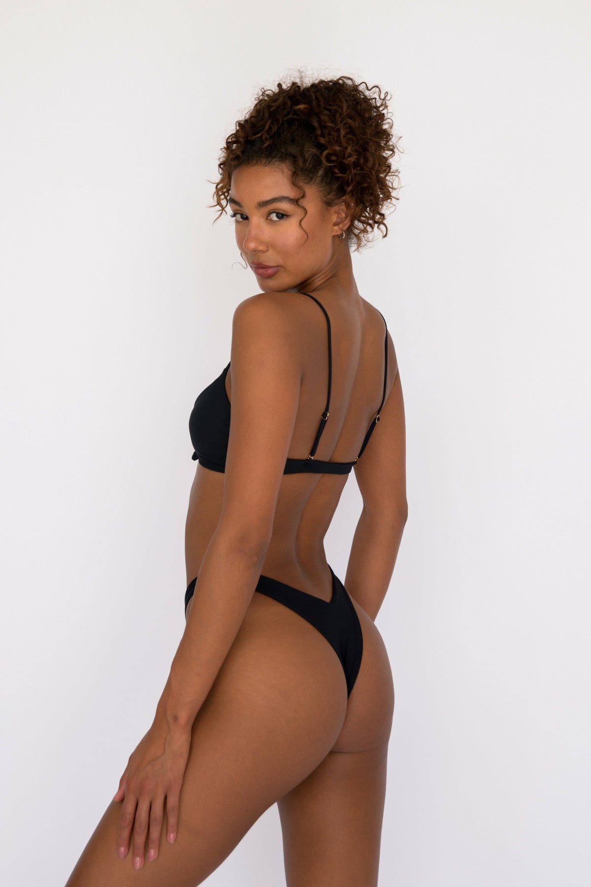 Teeny Bottom in Black | Skatie