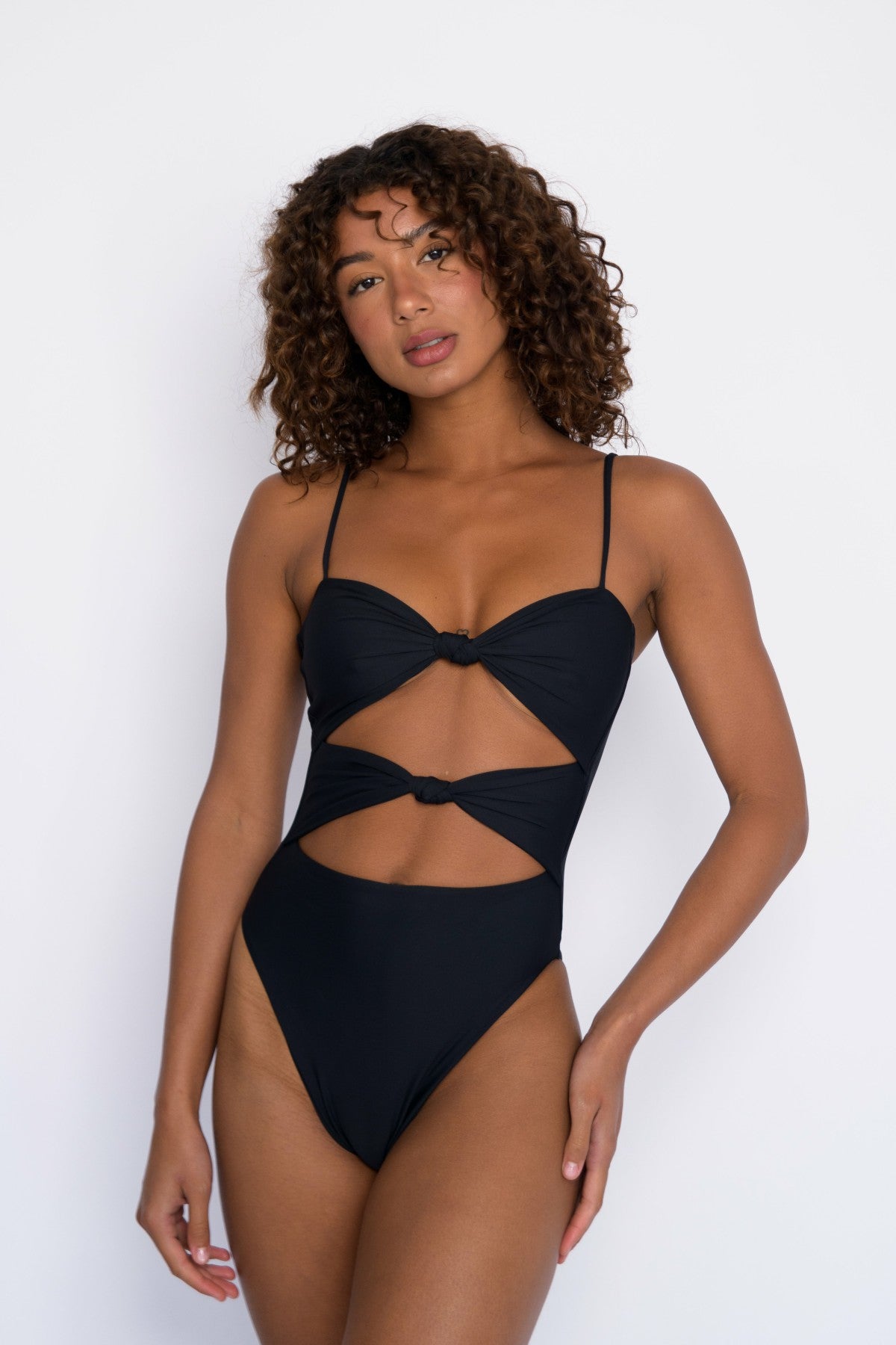 Lisa One Piece in Black | Skatie