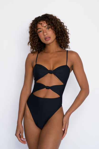 Lisa One Piece in Black | Skatie