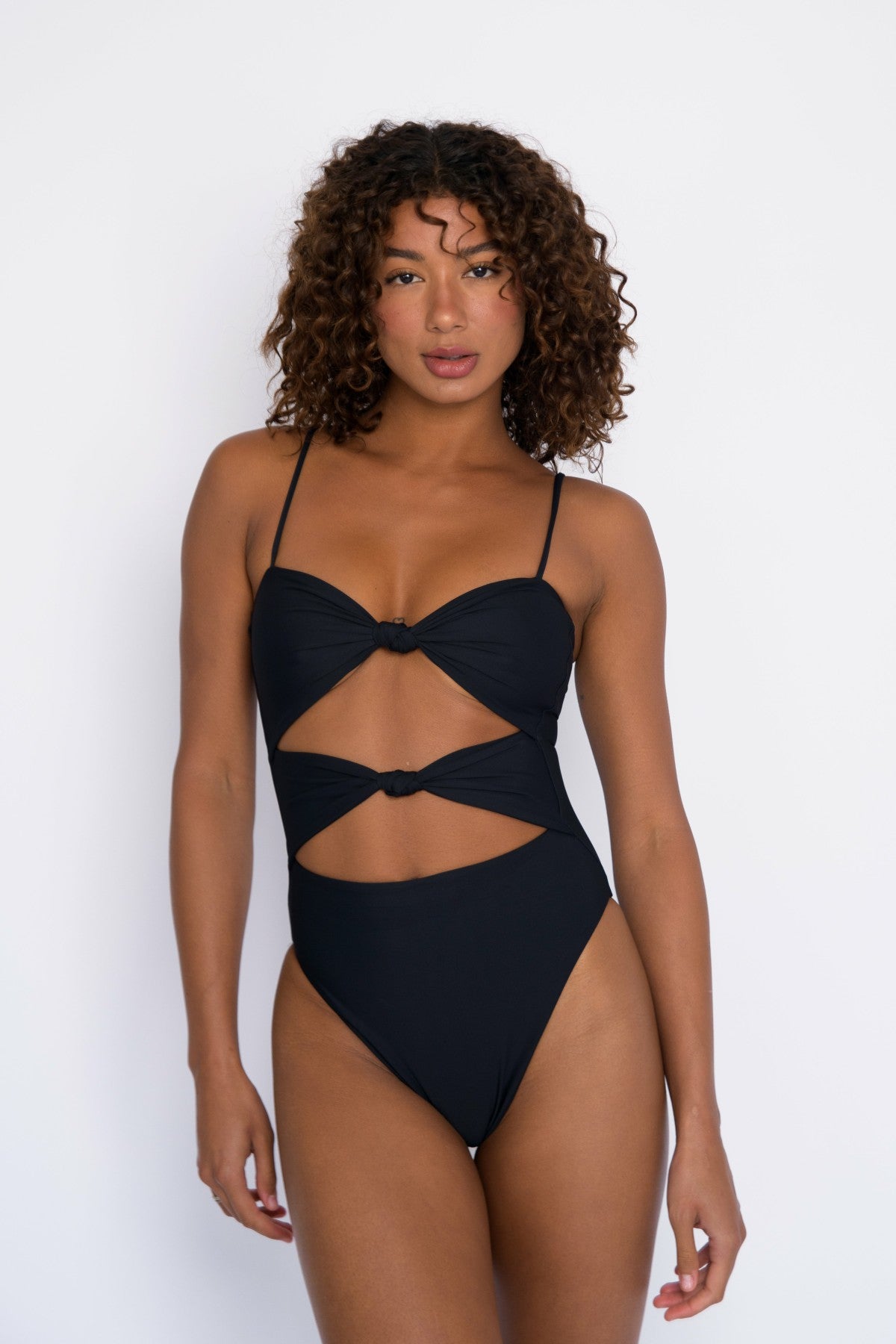 Lisa One Piece in Black | Skatie