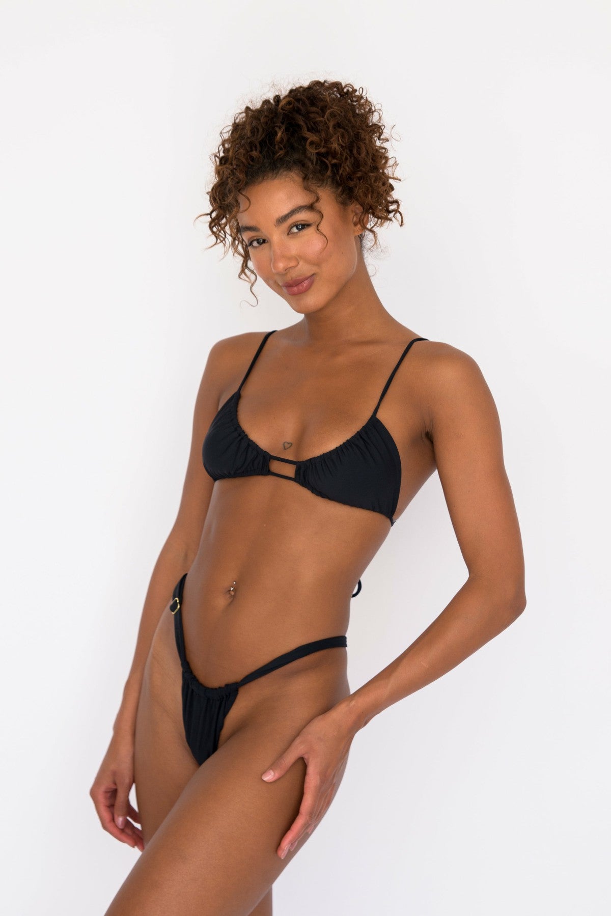 Kahea Bikini Top in Black | Skatie