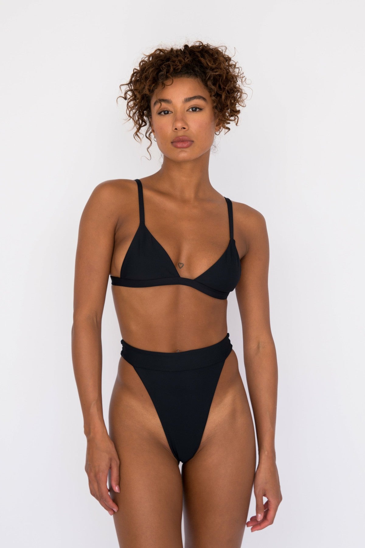 Kourtney Bikini Top in Black | Skatie