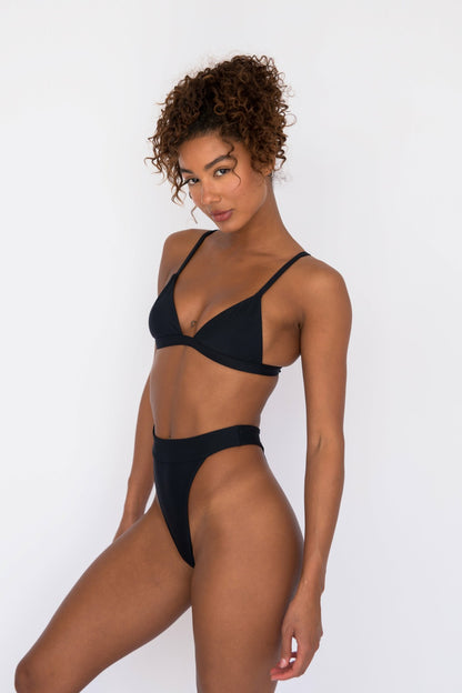 Kourtney Bikini Top in Black | Skatie