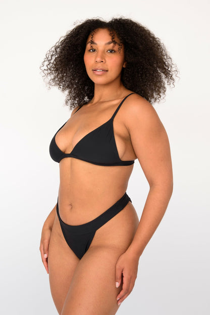 Kourtney Bikini Top in Black | Skatie