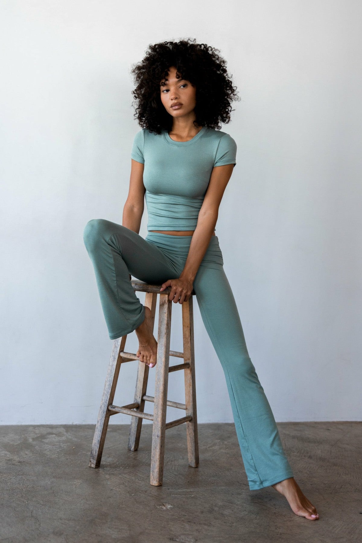Easy Tee Ribbed in Sage | Skatie