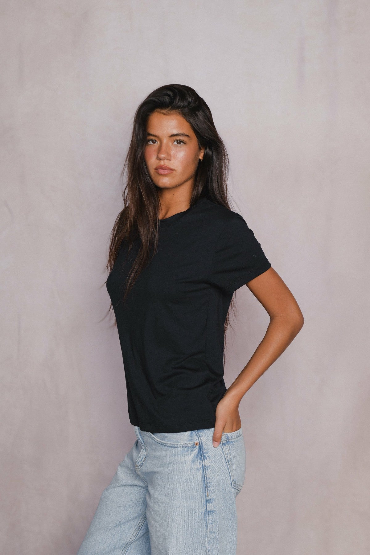 Bestie Tee Jersey in Black | Skatie