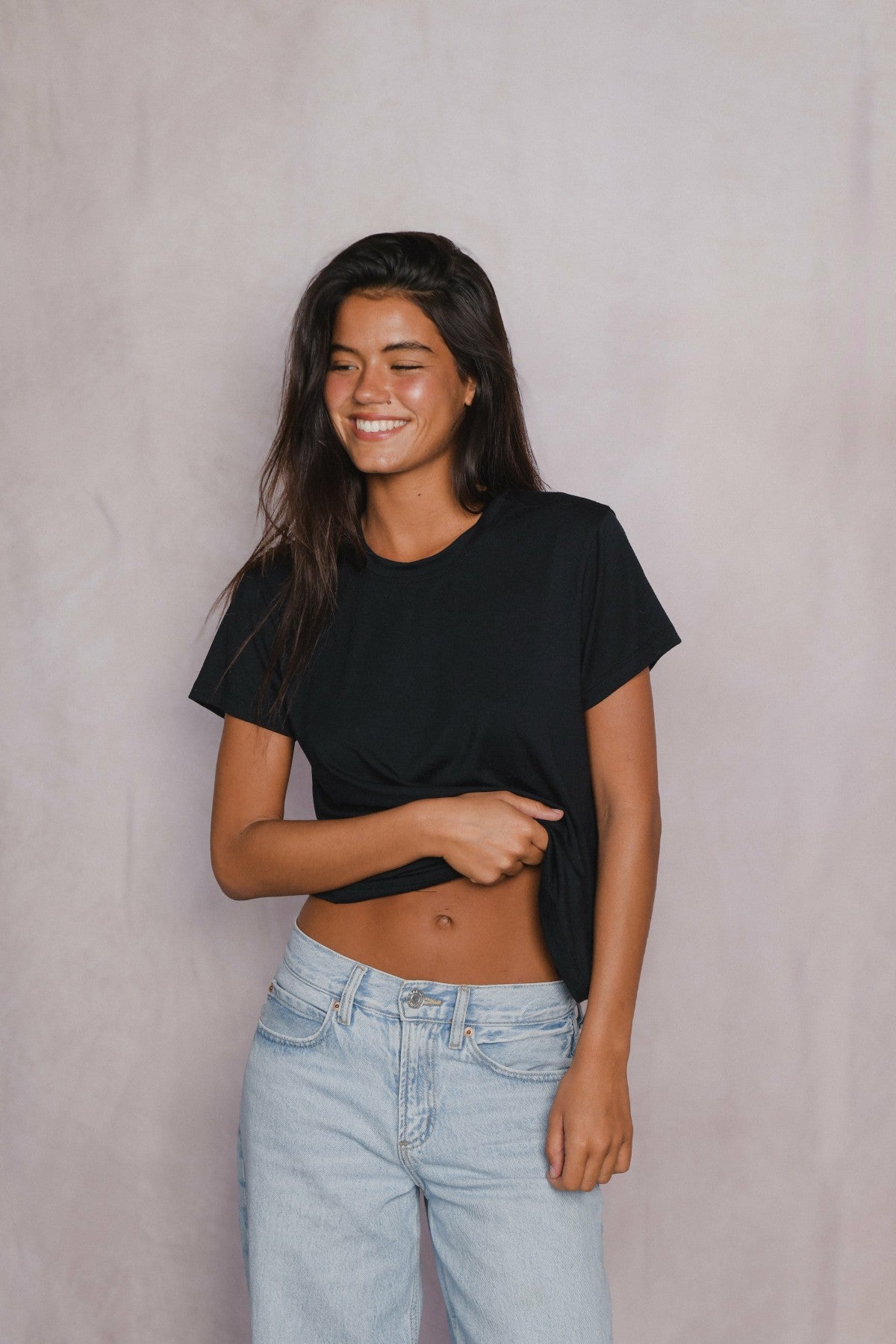 Bestie Tee Jersey in Black | Skatie