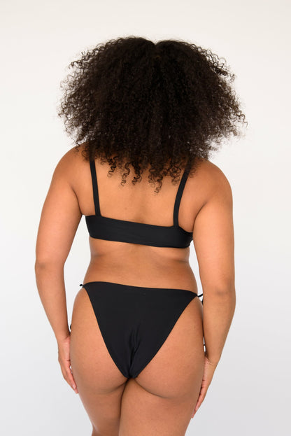 Vera Bottom in Black | Skatie