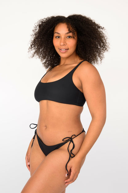 Vera Bottom in Black | Skatie
