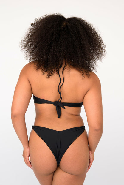 Lyndi Bikini Top in Black | Skatie