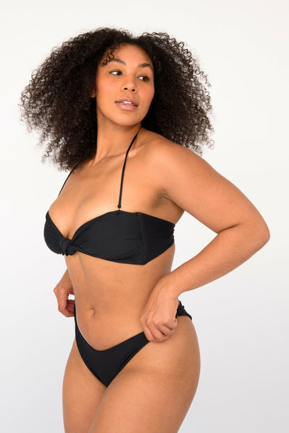 Lyndi Bikini Top in Black | Skatie