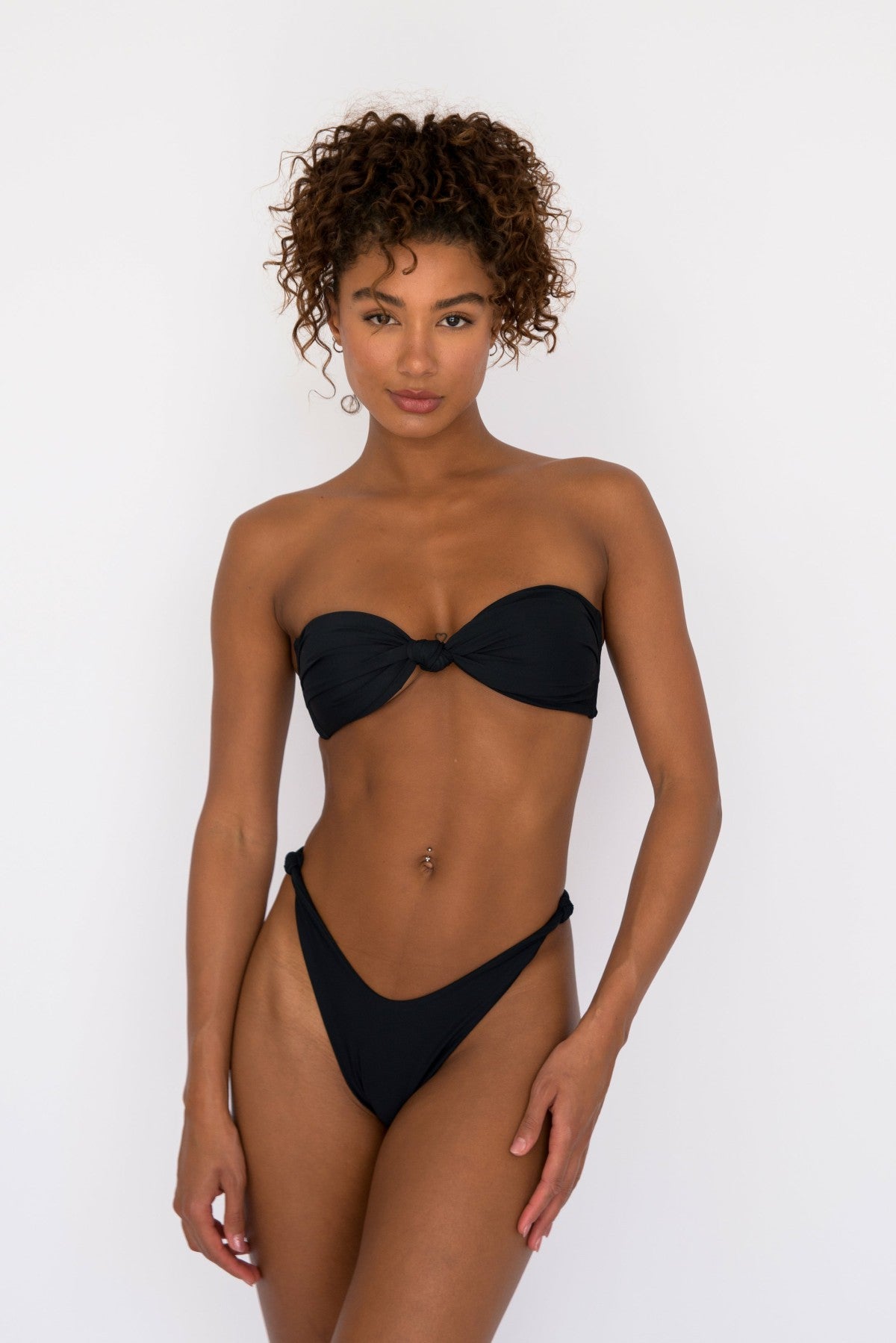 Lyndi Bikini Top in Black | Skatie