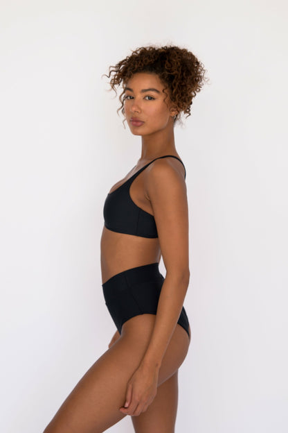 Mya Bikini Top in Black | Skatie
