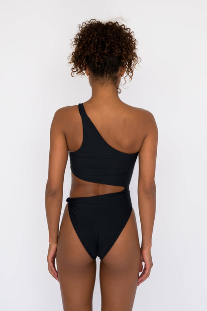 Nicole One Piece in Black | Skatie
