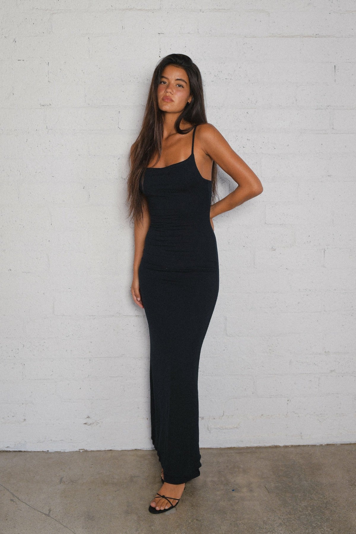 Samantha Maxi Dress Jersey in Black | Skatie