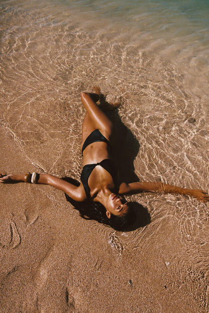 Salty Bottom in Black | Skatie