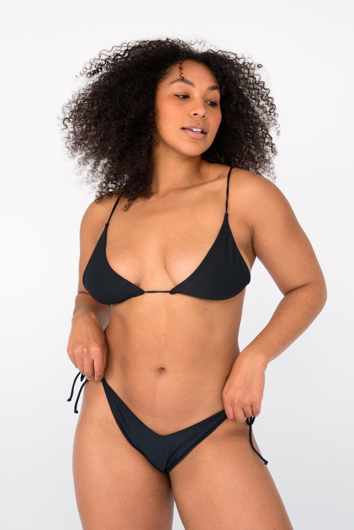 Ella Bikini Top in Black | Skatie