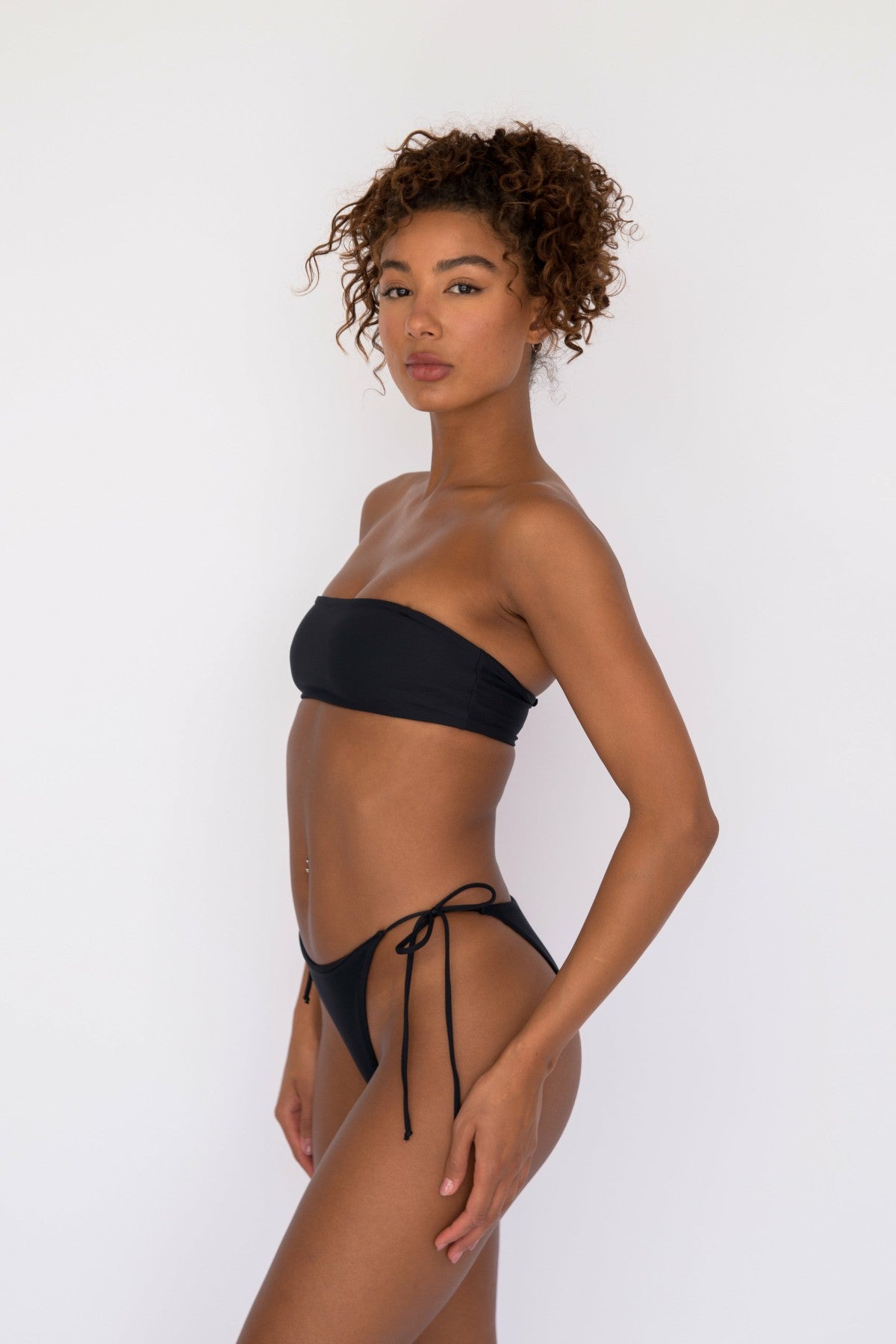 Annie Bikini Top in Black | Skatie