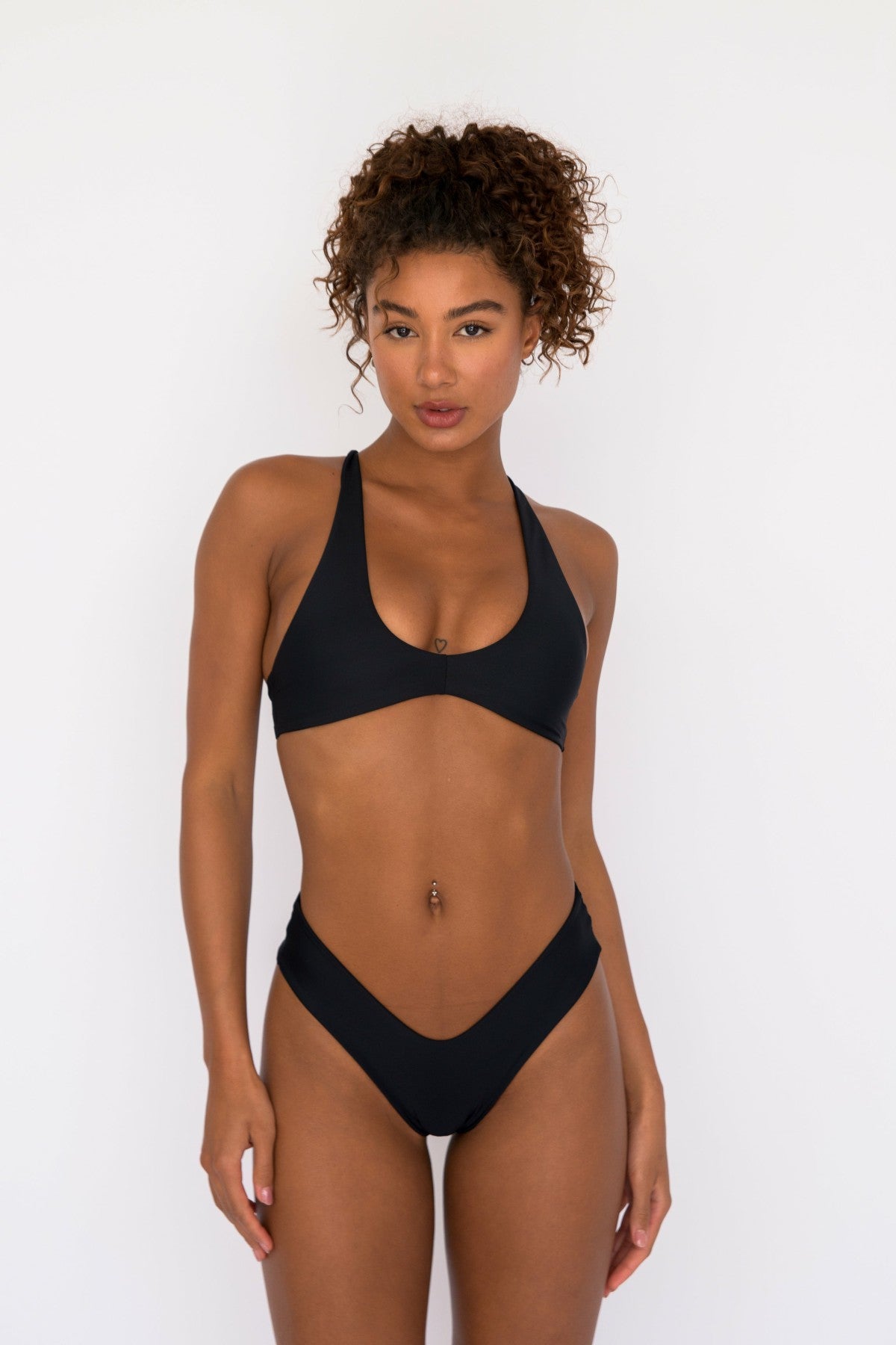 Jasmine Bikini Top in Black | Skatie
