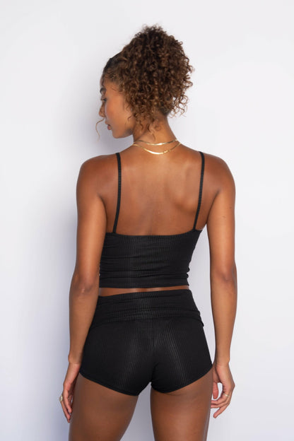 Perfect Tank Ribbed in Black | Skatie