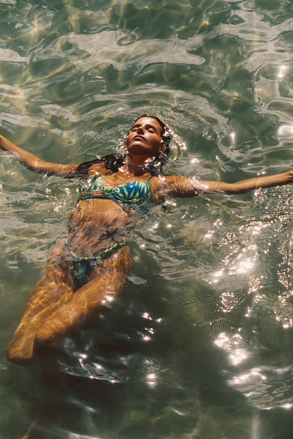 Betsy Top in Wailua | Skatie